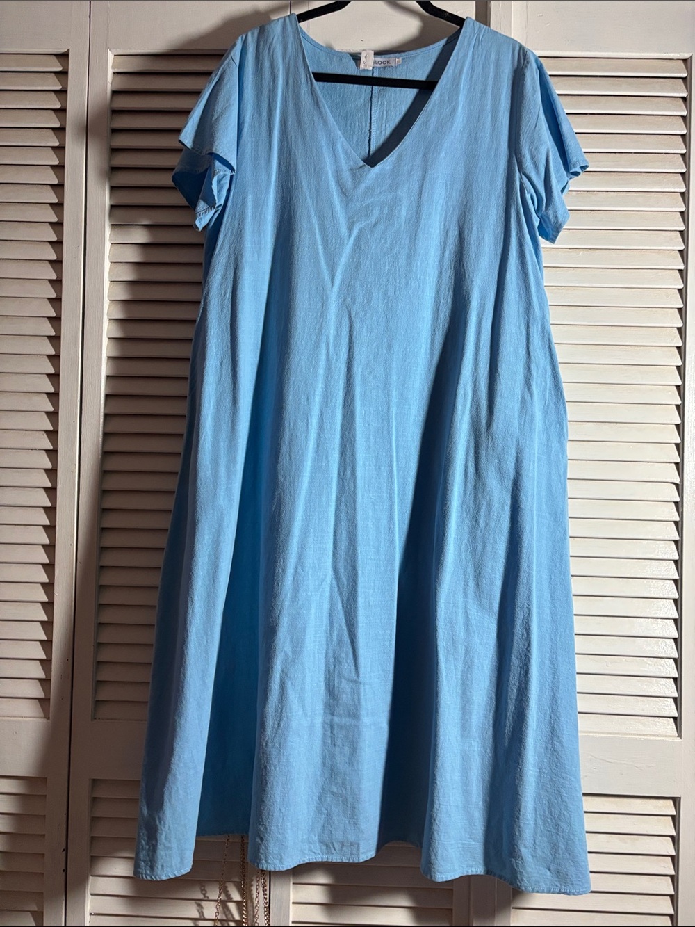 Light Blue V-Neck Casual Women’s Dress